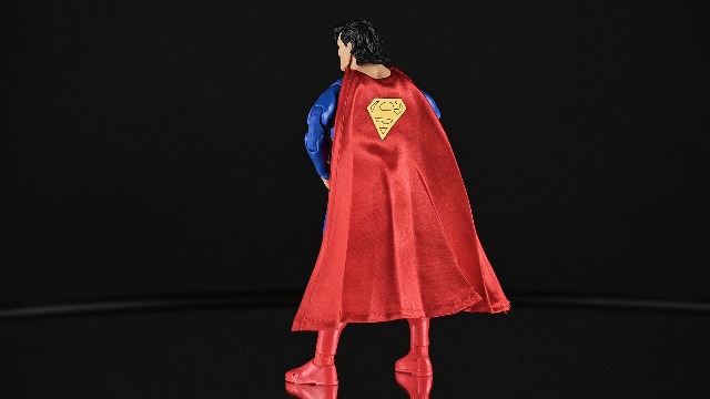 Amazon.com: McFarlane Toys- DC Direct Page Punchers Superman (Zero